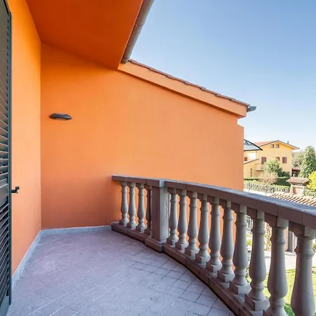 Casa Fiorita Apartment *